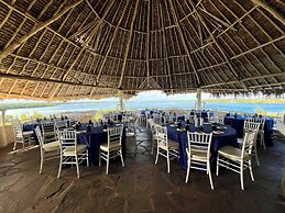 Rock and Sea Resort