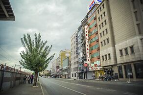 Yayla Hotel