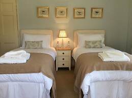 Castle Farm House B&B