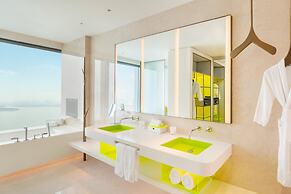 W Suzhou