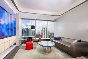 W Suzhou