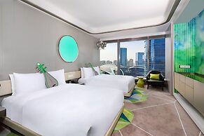 W Suzhou