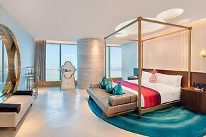 W Suzhou