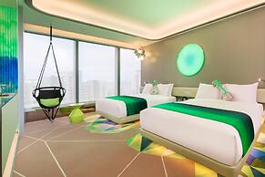 W Suzhou