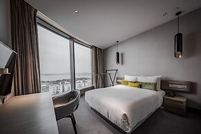 W Suzhou
