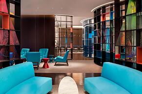 W Suzhou