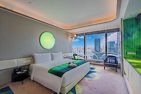 W Suzhou