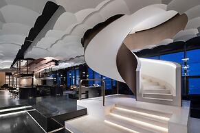 W Suzhou