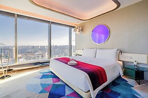 W Suzhou