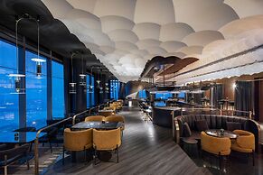 W Suzhou