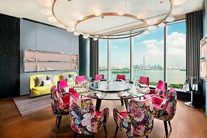 W Suzhou