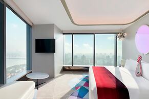 W Suzhou