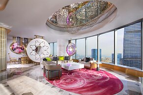W Suzhou