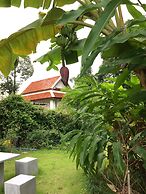 Montra Nakhon Guesthouse