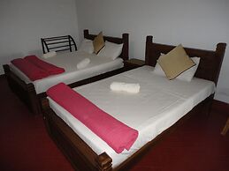 Castlereigh Holiday Bungalow
