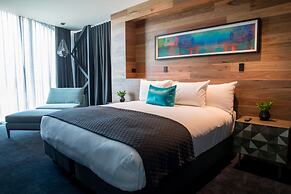 Eatons Hill Hotel