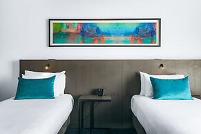 Eatons Hill Hotel