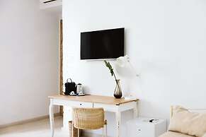 OttoH Charm Stay