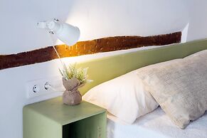 OttoH Charm Stay
