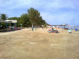 Nikolas Club Apartments