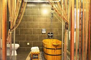 Shaoxing Luxun Native Place Youth Hostel
