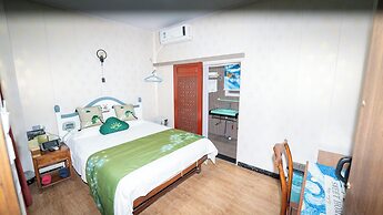 Shaoxing Luxun Native Place Youth Hostel