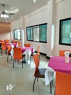 Sakura Budget Hotel
