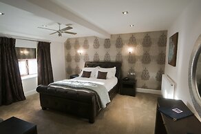 Hall Farm Hotel & Restaurant