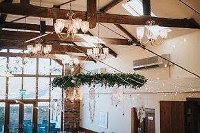 Hall Farm Hotel & Restaurant