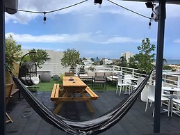 Nomada Urban Beach Hostel - Adults Only