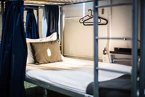 Nomada Urban Beach Hostel - Adults Only
