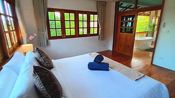 Alpha Gay Resort & Spa - Men Only