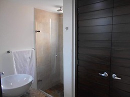San Peter Suites