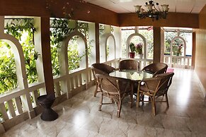 Lemon Garden Resort