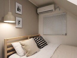 Neat House Hongdae