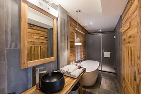 The Apsara Lodge