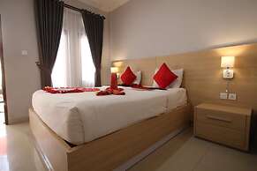 Tom Guest House