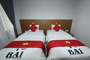 Tom Guest House