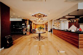 Karpalas City Hotel & Spa