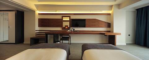 Karpalas City Hotel & Spa