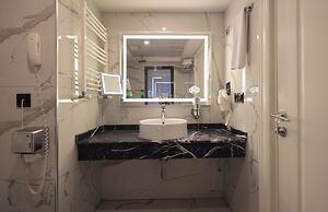 Karpalas City Hotel & Spa