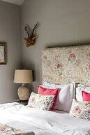 Plum and Partridge Inn