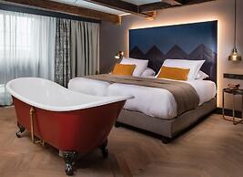 The Hendrick's Hotel