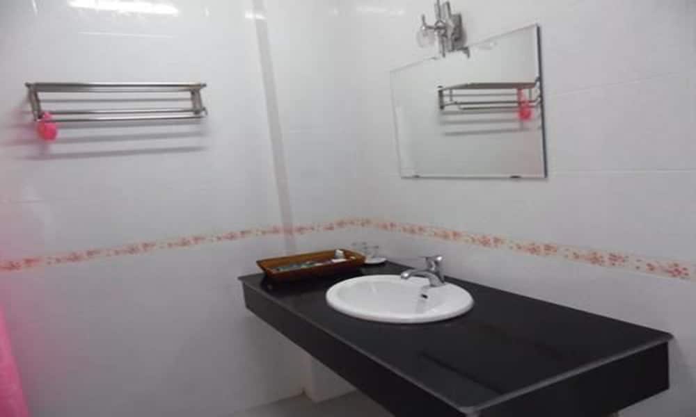 Friendship Hotel