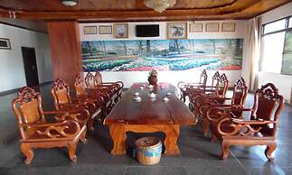 Friendship Hotel