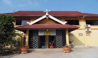 Friendship Hotel