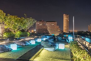 Seaphere Pattaya Hotel