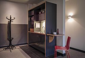 Apartment040