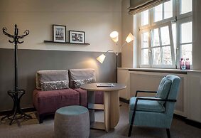 Apartment040