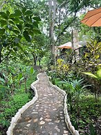 Mayan Hills Resort